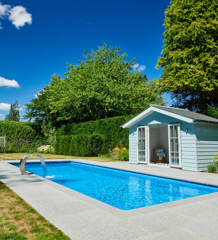 Beautiful XL-Trainer Pool in Woldingham, Surrey - Side Image