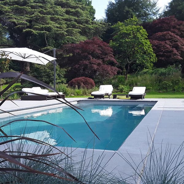 Outdoor Pool Loungers