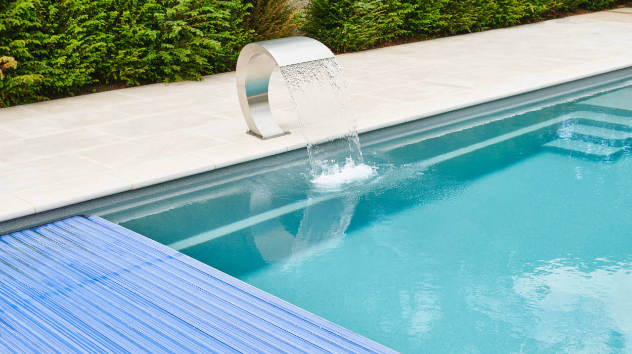 Tranquil Outdoor XL-Trainer Pool in Wells Somerset Case Study Gallery Image 8